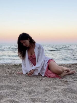 Anastasiya Kozhevnikova Instagram - Summer in Odesa 🥰