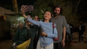 Andrea Kevichusa Instagram - Being a part of this was so special.❤️
Big thanks to the entire team! @familymanamazon @rajanddk