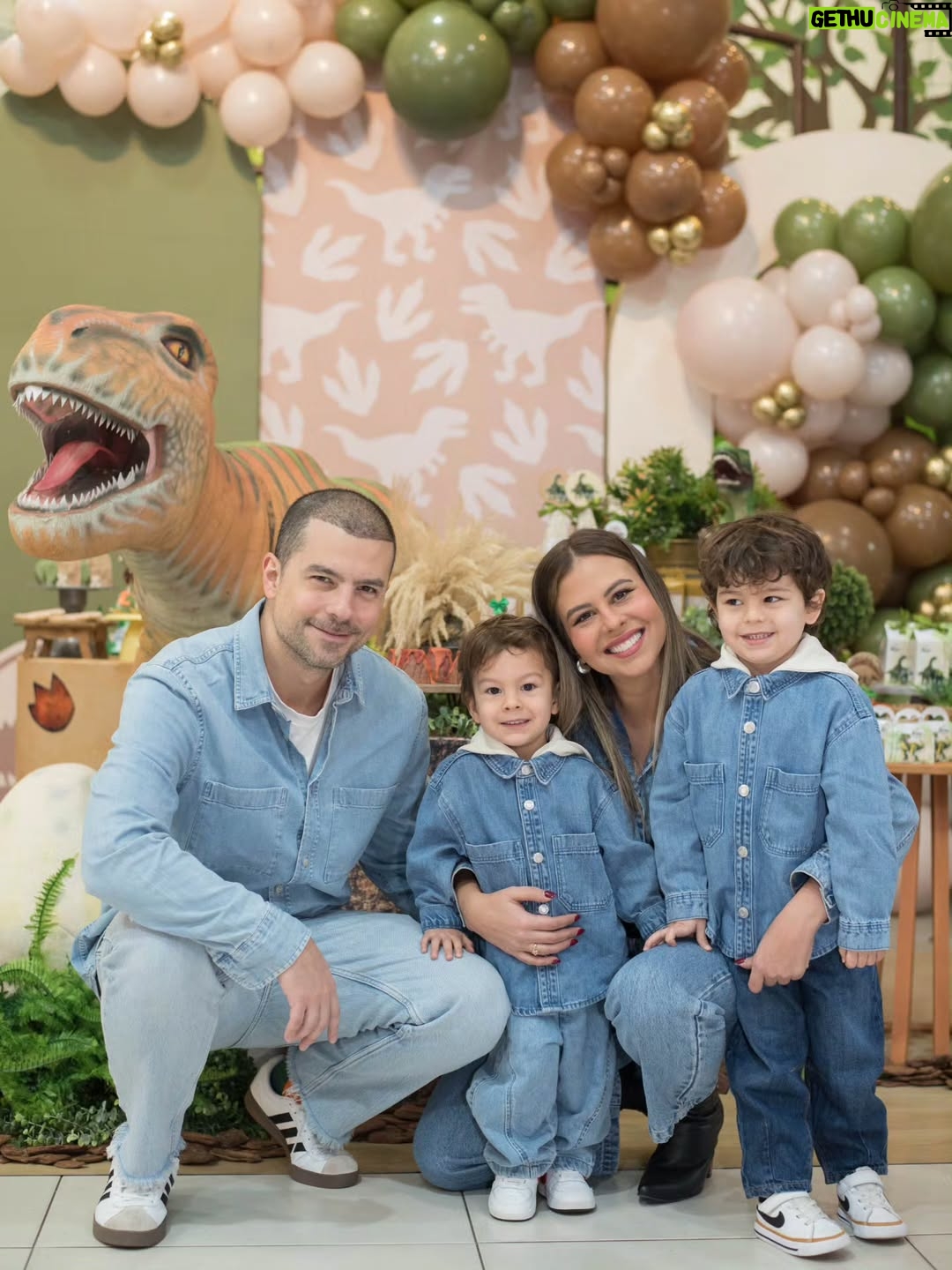 Andrea Quattrocchi - 9.2K Likes - La fiestita de Mauro el dinosaurio🦖