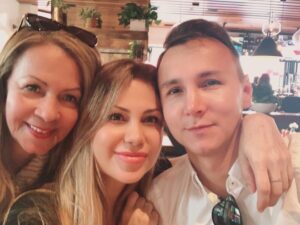 Angeline Moncayo Instagram - I still miss them ♾️