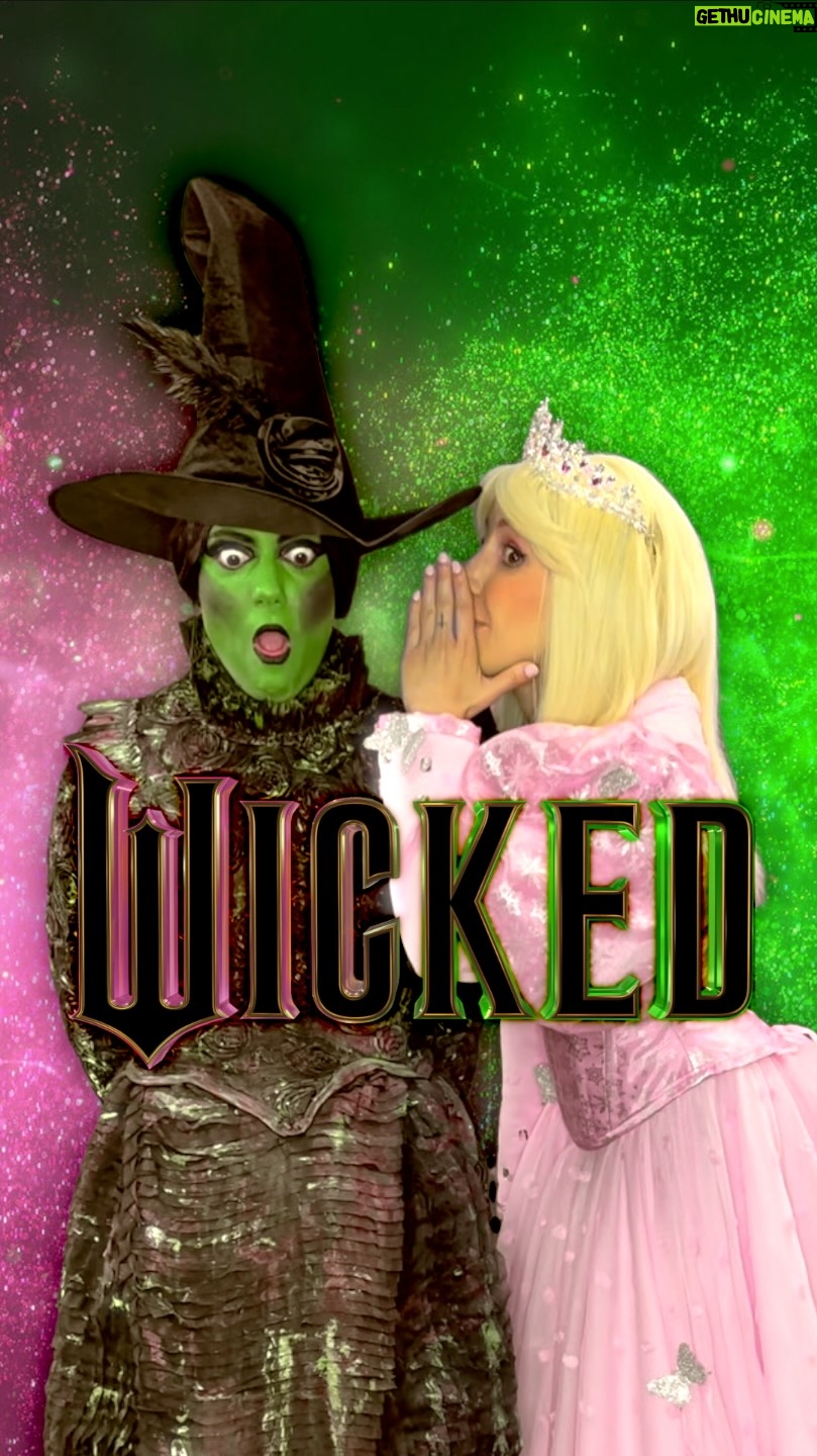 Angy Fernández - 18.7K Likes - WICKED en un minuto 🤣 #wicked 

💖 @angynas 
💚 @carmencalleact 
👵🏻 @estrella.xtravaganza 
🎩 @carlosbaez_cb 
🧑🏻‍🌾 @adriancuenca.actor