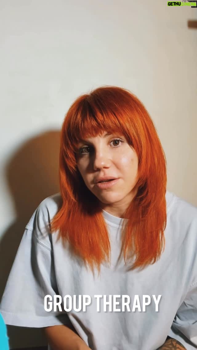 Angy Fernández - 7.8K Likes - Publi.
La vida es una montaña rusa.
No siempre se puede estar bien, y eso también está bien.
Pedir ayuda no te hace débil.
Te hace valiente.
 
Hablar sana. Reír, también.
#GroupTherapy de @axa_esp  recuerda lo importante que es compartir lo que sentimos, incluso lo que cuesta.
Un documental valiente, necesario y lleno de verdad.
Disponible en @atresplayer