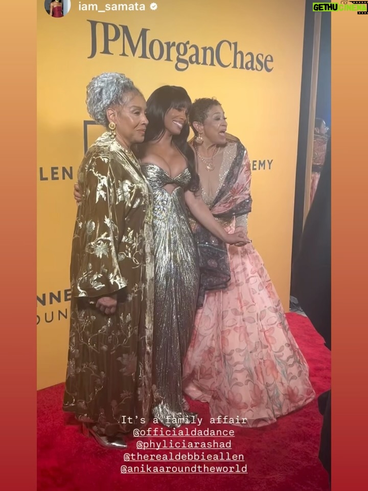 Anika Noni Rose - 41.6K Likes - Got gussied up this weekend. First the fashion, then the reason.

Celebrated  phenomenal @therealdebbieallen receiving her well earned @theacademy award this weekend. 

A fireball, a swan, a teacher, director, dancer, choreographer, Amistad maker, history maker, giver. A gift. Our golden lady. 

I’m so grateful to be able to love you, and so honored to be able to witness this part of your journey. The recognition. The flowers. Flowers born of seeds you planted, weeded, and consistently tended through the years. 

I have much more to say, but truly…
Thank you. 
Without you there would be no me.
You made the dream visible. Tangible.
I love you.

Styled @jasonrembert 
Asst @thestylistguy 
Gown @marialuciahohanofficial 
Shoes @jimmychoo 

Face @billieegene 
Hair @ryanburrellhair

#DebbieAllen #Oscars #Legend #Dada #MariaCuciaHohan Couture #governorsball #goldenlady