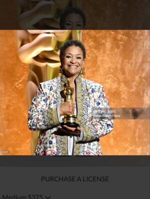 Anika Noni Rose Instagram - Got gussied up this weekend. First the fashion, then the reason.

Celebrated  phenomenal @therealdebbieallen receiving her well earned @theacademy award this weekend. 

A fireball, a swan, a teacher, director, dancer, choreographer, Amistad maker, history maker, giver. A gift. Our golden lady. 

I’m so grateful to be able to love you, and so honored to be able to witness this part of your journey. The recognition. The flowers. Flowers born of seeds you planted, weeded, and consistently tended through the years. 

I have much more to say, but truly…
Thank you. 
Without you there would be no me.
You made the dream visible. Tangible.
I love you.

Styled @jasonrembert 
Asst @thestylistguy 
Gown @marialuciahohanofficial 
Shoes @jimmychoo 

Face @billieegene 
Hair @ryanburrellhair

#DebbieAllen #Oscars #Legend #Dada #MariaCuciaHohan Couture #governorsball #goldenlady