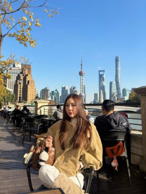 Anis Suwit Instagram - Shanghai lately ✨