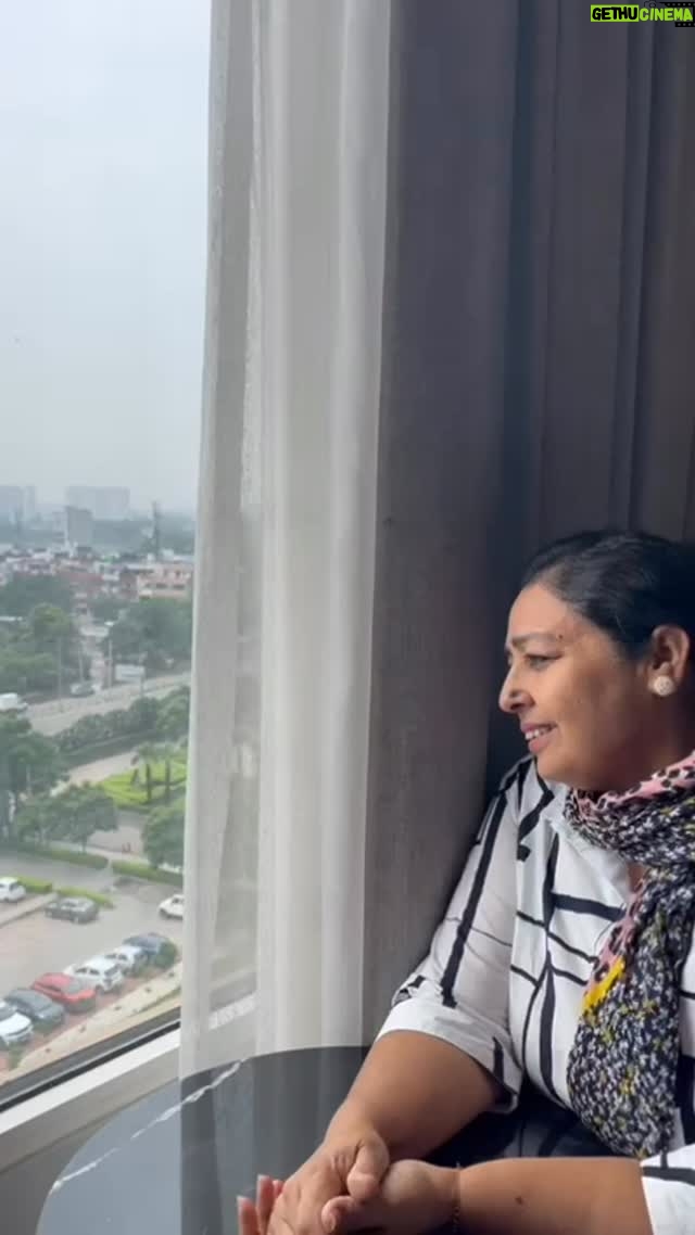 Anita Devgan - 33.4K Likes - 
