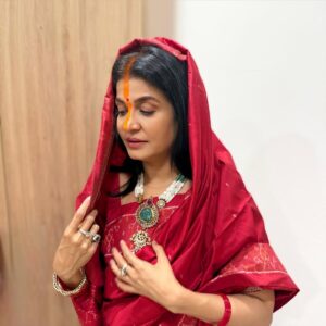 Anjana Om Kashyap Instagram - छठी मैया और सूर्य देव का सदा आशीर्वाद बना रहे🙏🏼
