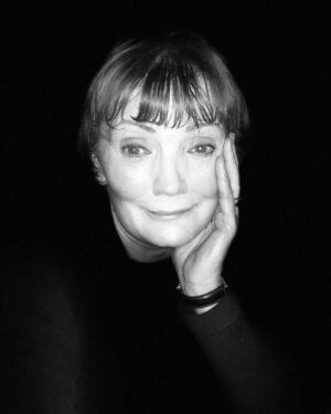 Anna Friel Instagram - Eunice McMullen. Yesterday we said farewell to you. My dear dear Godmother.  She was but 73 and fought a 3 year battle with cancer. She was the most elegant woman I knew. She taught me so very much. Lessons that will last a lifetime . She introduced me to the arts and craft movement - William Morris  lighting!!! If it wasn’t for her. I wouldn’t have had somewhere to go when I left the North and moved South.
I wouldn’t have discovered New York with her  I would’ve experienced it alone.

I wouldn’t have moved to Windsor.
And I wouldn’t have inherited her  love of history, not as facts, but as feeling, as atmosphere.
My own home is adorned with the women Eunice loved ,  the  glowing, defiant, mythic figures of Waterhouse and the Pre-Raphaelites. She was what you could  call,  a real life fairy godmother . How I shall miss you so . I am forever greatful for you. Beautiful Eunice. . See you in the stars. . Rest well. I love you. ❤️
