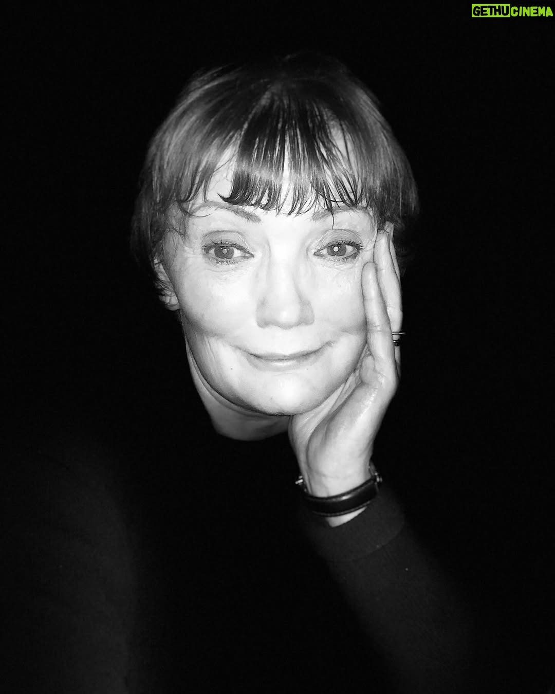 Anna Friel - 14.9K Likes - Eunice McMullen. Yesterday we said farewell to you. My dear dear Godmother.  She was but 73 and fought a 3 year battle with cancer. She was the most elegant woman I knew. She taught me so very much. Lessons that will last a lifetime . She introduced me to the arts and craft movement - William Morris  lighting!!! If it wasn’t for her. I wouldn’t have had somewhere to go when I left the North and moved South.
I wouldn’t have discovered New York with her  I would’ve experienced it alone.

I wouldn’t have moved to Windsor.
And I wouldn’t have inherited her  love of history, not as facts, but as feeling, as atmosphere.
My own home is adorned with the women Eunice loved ,  the  glowing, defiant, mythic figures of Waterhouse and the Pre-Raphaelites. She was what you could  call,  a real life fairy godmother . How I shall miss you so . I am forever greatful for you. Beautiful Eunice. . See you in the stars. . Rest well. I love you. ❤️