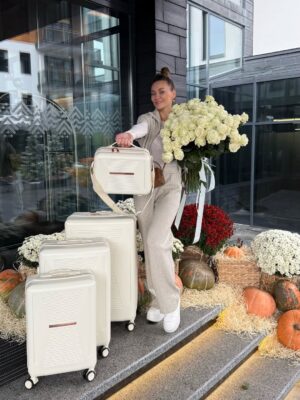 Anna Salivanchuk Instagram - Рандом за останні 2 місяці!
Дякую всесвіт за життя, дякую за можливості🙏🏻
Дякую нашим захисникам і захисницям що я можу жити своє прекрасне життя🙏🏻