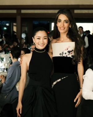 Anna Sawai Instagram - So deeply moved and inspired by the Women’s Pavilion at Expo 2025 Osaka.
Thank you @cartier for letting me partake in the special opening ceremony🖤

Styled by @karlawelchstylist
Wearing @cartier @givenchy 
Make up by @yuka_washizu 
Hair by @asashihair