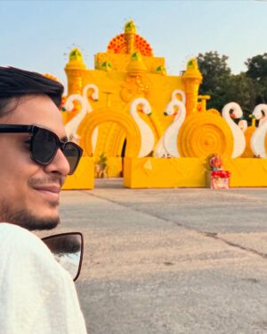 Antara Naina Roy Majumder Instagram - 🙏🏼 Rokkhye koro maa!! 👀