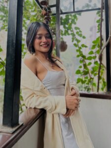 Actress Anusha Viswanathan HD Photos and Wallpapers December 2025