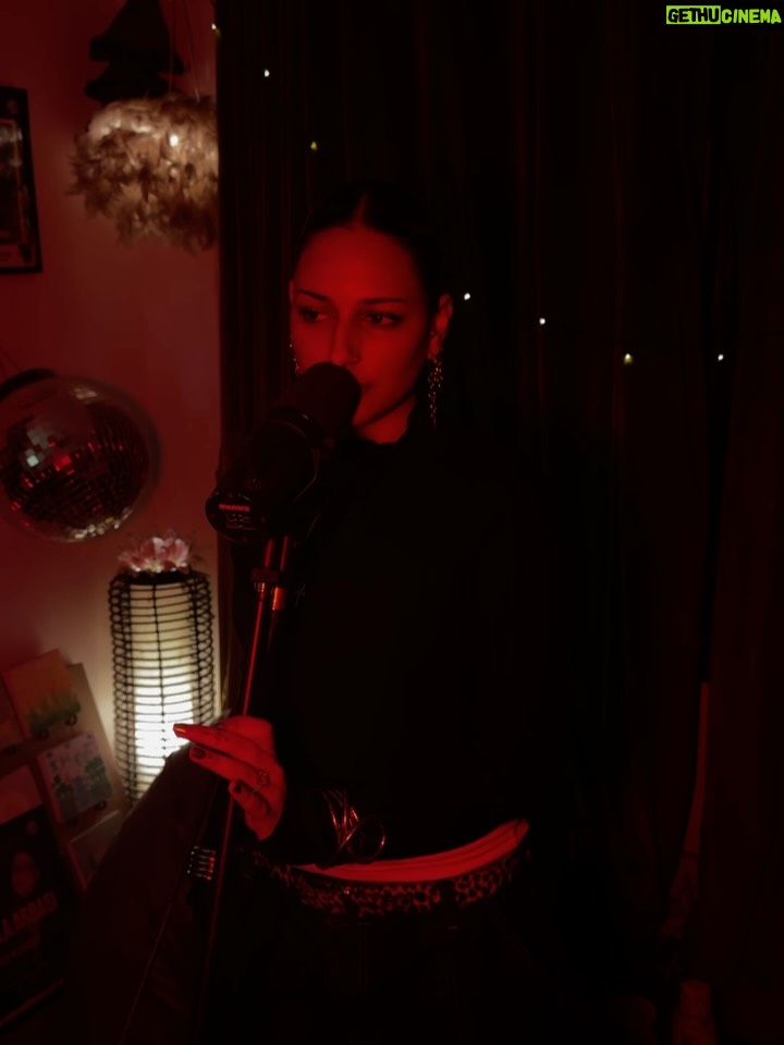Anzela Abbasi - 2.7K Likes - I am the wave and the rock that shapes it.
.
Did a gig at @drinkblackhoney ☕️🧋🩶