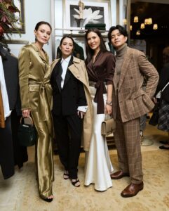 Apasiri Nitibhon Instagram - The World of Ralph Lauren ☕️🧸
@ralphlauren
#RalphLaurenTH #rpasiri
