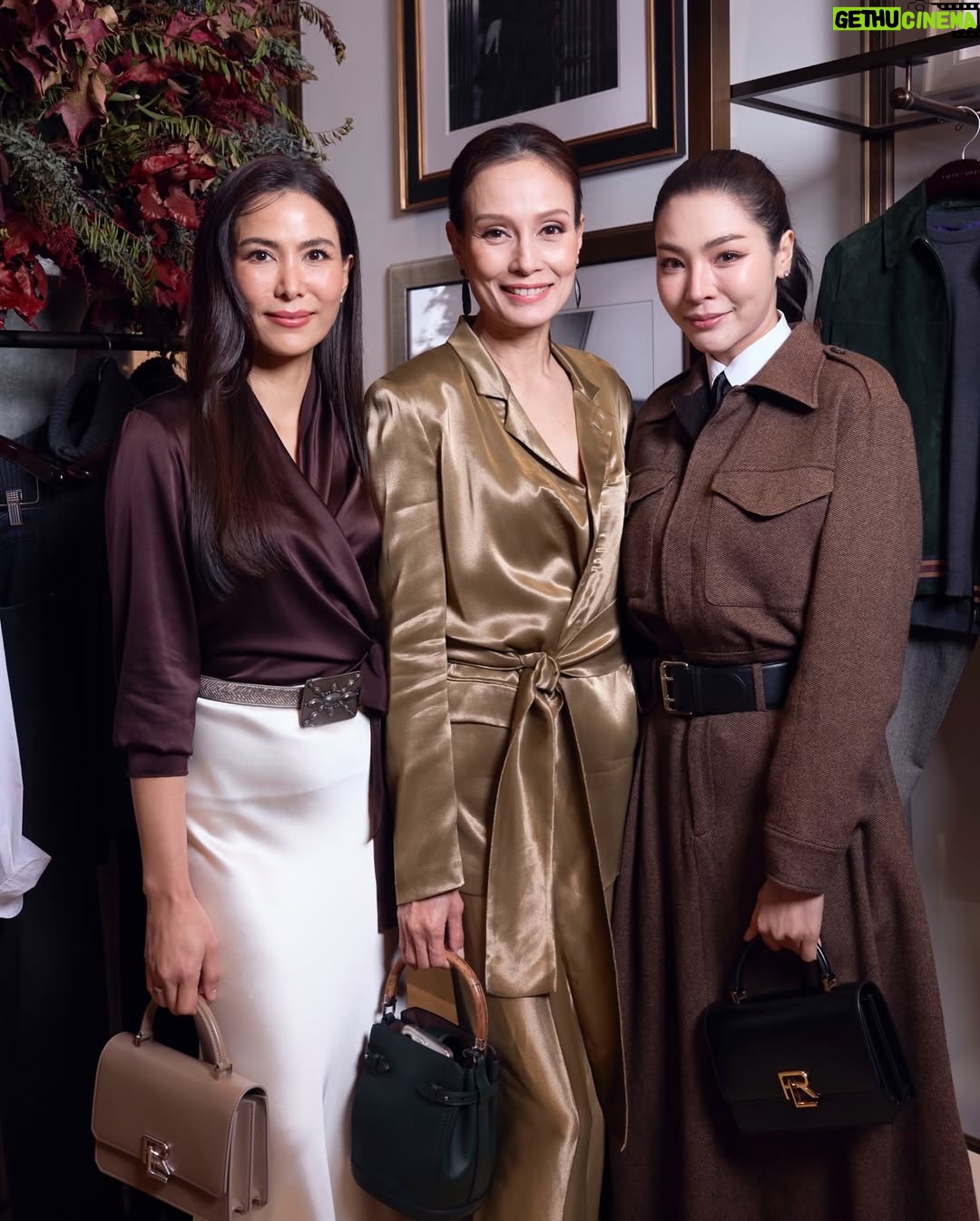 Apasiri Nitibhon - 27.5K Likes - The World of Ralph Lauren ☕️🧸
@ralphlauren
#RalphLaurenTH #rpasiri