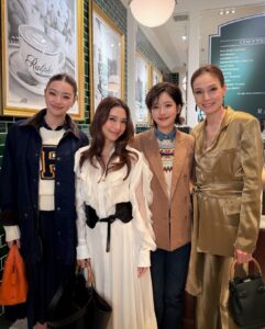 Apasiri Nitibhon Instagram - The World of Ralph Lauren ☕️🧸
@ralphlauren
#RalphLaurenTH #rpasiri