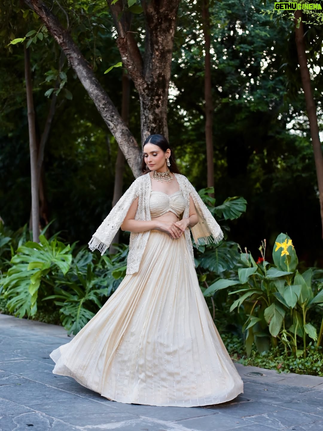 Apoorva Sharma - 1.5K Likes - Silhouettes of royalty, stitched in pearls and poise ✨🤍

Outfit @zarijaipur 
Jewels @houseofkalajohare @rpsarafjewellers 
Makeup @shadessalon.official @chhabrajassi 
Curated by @fbs_jaipur @megha_gupta_manakbohra
Event decor @thestagecraft 
Location @sawaimanmahaljaipur 

#fashionblogger #jaipurblogger #indianblogger #jaipur