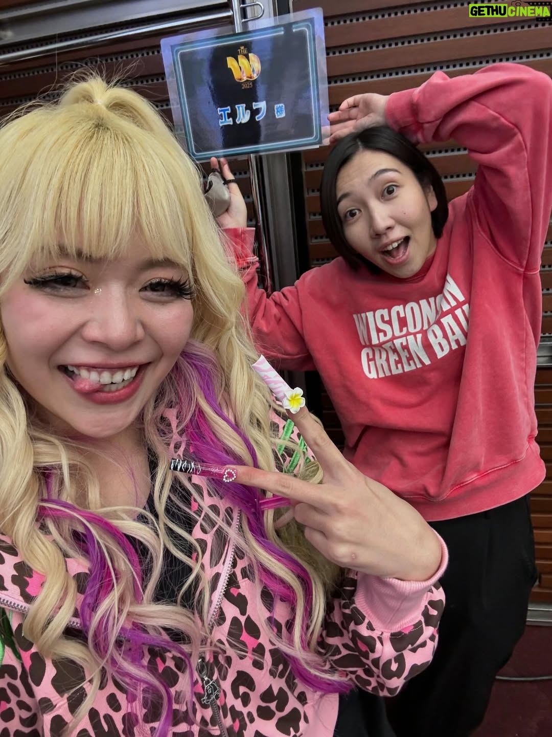 Arakawa - 21.1K Likes - THE W2025ありがとうございました💖💖💖💖💖💖💖
huluさんの反省会も含め、
Xにかかせてもらった
ほんとにたくさんの芸人さん、お客さん、スタッフさん方にお世話になりすぎたので恩で返したかったです。！
でも今年のWは自分にとって始まりだと思いました。
だからみんなこれからもお世話になりまーす💖💖わら　ウチらと一緒にお笑い街道歩んでねー💖💖大好きだよー💖💖💖

という気持ちと

自分は恥ずかしい限りでーす💖💖💖💖💖という気持ちです（笑）
これは
わたしのいつもの（？）慰めちょうだい構文ではなく、

生き恥人生だから色んなことを学ばせてもらったなあ💖💖💖💖💖と思いました⭐️

色んな意見にまぢ感謝！

今日劇場行った時にみんなが声かけてくれたの本気で嬉しかったし
テレビ局でもスタッフさん方が声かけてくださったのも嬉しかったです😭
いとうあさこさんが抱きしめてくださった😭嬉しかった⭐️😭💖

自分で勝手に、SNSとお酒と辛いもの我慢してたから
今日からふっつーに暴れよーっとWWWWWWWWWWWWWWWWWWWWWWWWWW

明日もがんばろー💖💖💖