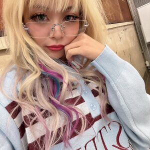 Arakawa Instagram - 失敗したり、ちょっとだけ成功したり、顎に手を添えたりしながら
進んでる今、この日々がかなり幸せかもしれません！！！！！！！
メイクも盛れてます！服も可愛いです！！！！！！！！
きっと全て大丈夫です！！！！！なんとかします！！！ばく
なんかぜんぶたのしめててうれしー！！！！˚✧₊⁎❝᷀ົཽ≀ˍ̮ ❝᷀ົཽ⁎⁺˳✧༚❄️💖
とにかく、健康、怪我なく年末まで駆け抜けましょぅ❗️

あしたもがんばろー！❄️❄️❄️❄️

#明日朝4°やからみんな気つけや