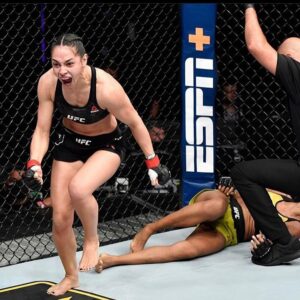 Ariane Lipski da Silva Instagram - No-one can do this alone! Weβre a team!! @rasthaioficial
@renatorasta
@checkmat_equipe1
@sebastianlalli_bjj
.
"Victorious warriors win first and then go to war, while defeated warriors go to war first and then seek to win." Sun Tzu
βOs guerreiros vitoriosos vencem antes de ir aΜ guerra, ao passo que os derrotados vaΜo aΜ guerra e soΜ entaΜo procuram a vitoΜria.β
.
#Repost @ufc with @get_repost
γ»γ»γ»
Snatching knees to make them bow π @ArianeLipski have a night!
#InAbuDhabi @VisitAbuDhabi #ufcfightisland2