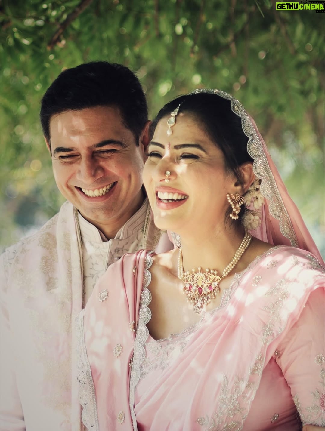 Ashlesha Savant - 174.3K Likes - “, We stepped into a new chapter as Mr & Mrs…Tradition found its way into our hearts.
We are filled  with gratitude for all the blessings. ❤️❤️”
🧿

I want to say #justmarried #🧿🧿🧿 #grateful #us

Captured beautifully by @portraitsbylalit
