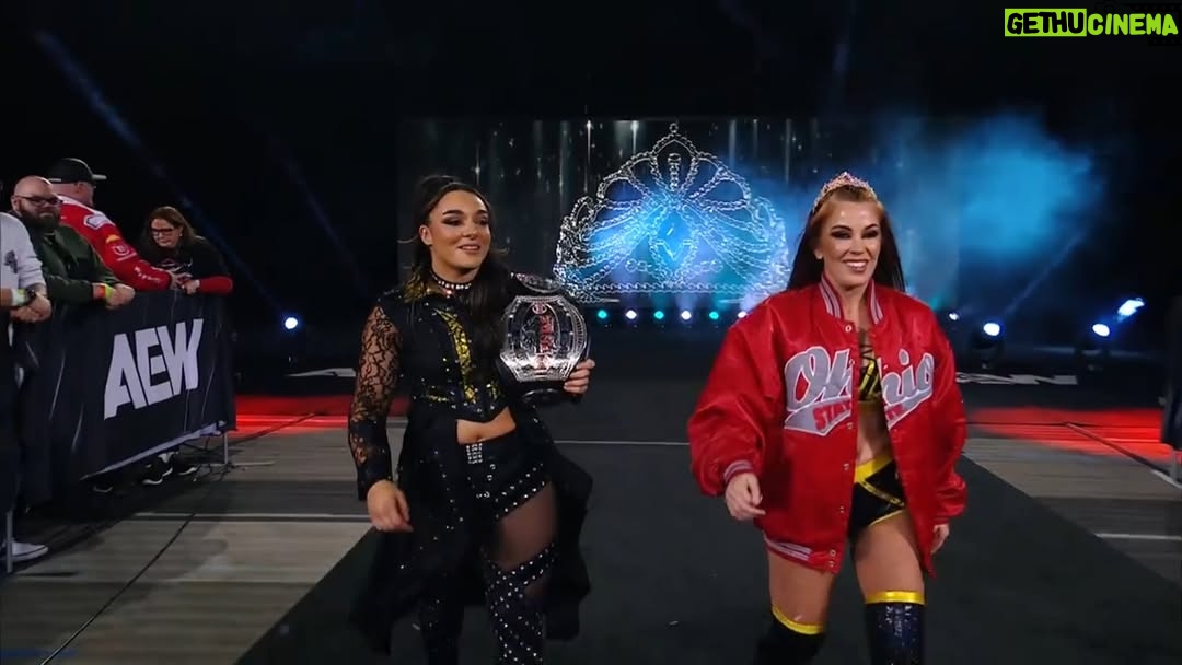 Ashley Lomberger - 2.9K Likes - The mystery is revealed! @madisonrayne teams with #ROH Women’s Pure Champion @deonnapurrazzo against @billie_starkz and @diamantelax!

📺 Watch ROH TV on #HonorClub at WatchROH.com