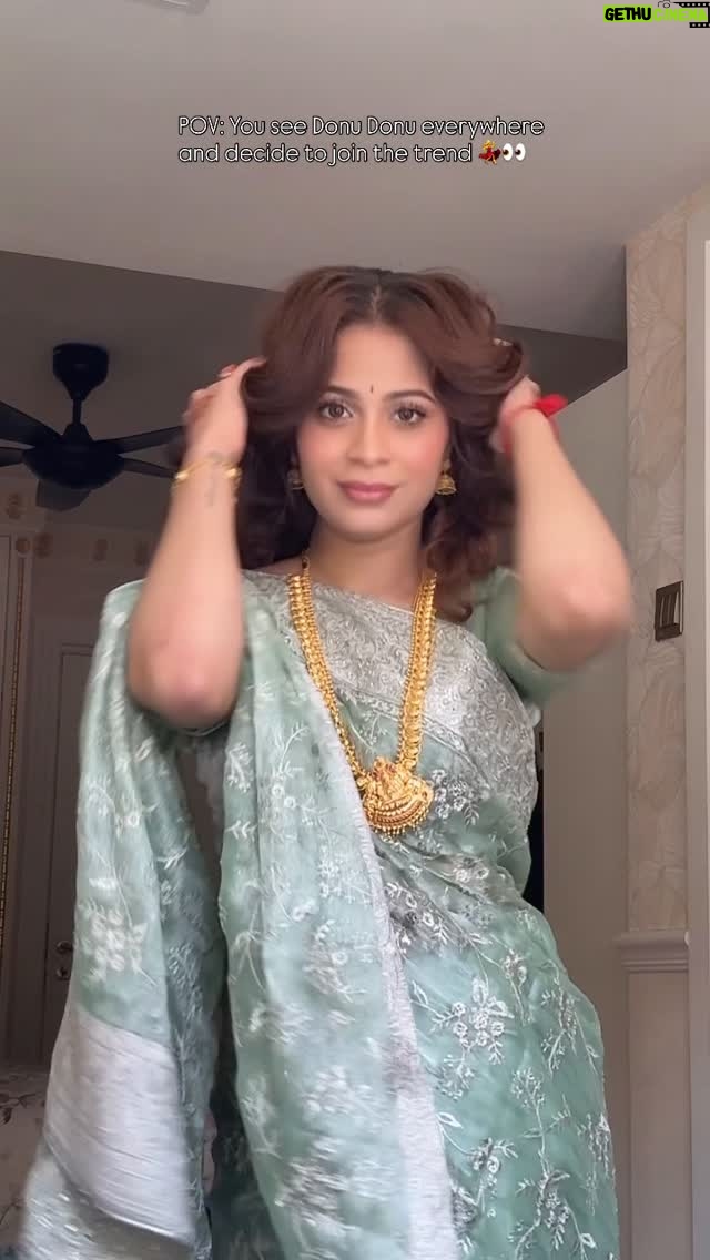 Ashvini Jegathesan - 7.3K Likes - Donu Donu made me dance 💃✨
Loving this super subtle glam by @shadesbyshaa 
Paired with the prettiest jewellery from @dubaijewellerssdn that completed the look 🤍