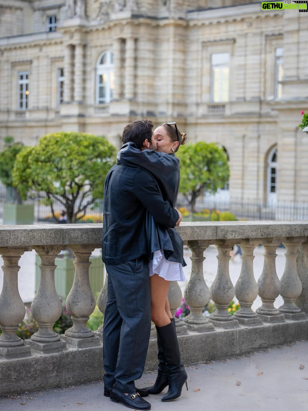 Aurora Culpo - 54.5K Likes - Said YES in the city of love!! 🇫🇷❤️💍
