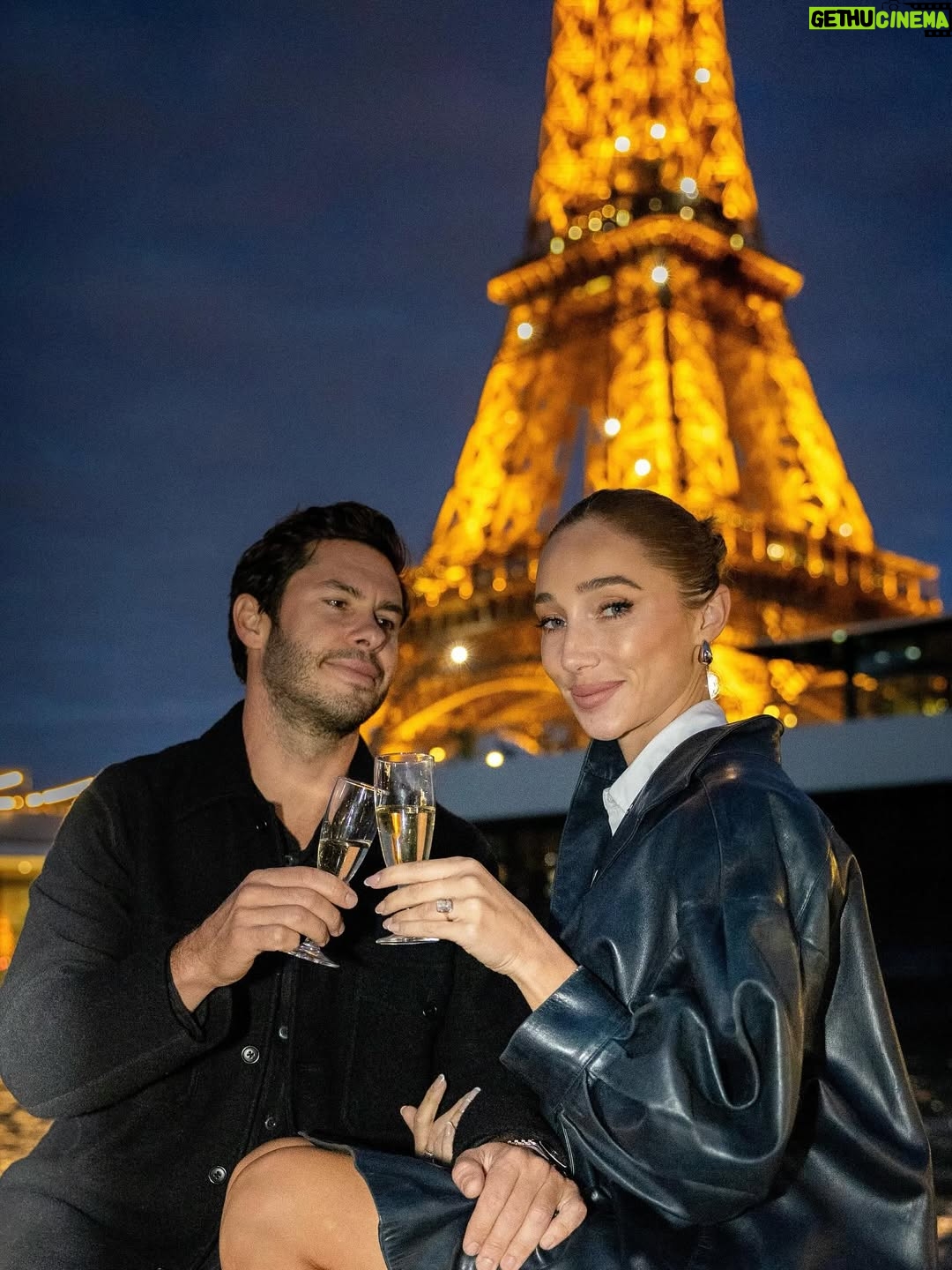 Aurora Culpo - 54.5K Likes - Said YES in the city of love!! 🇫🇷❤️💍