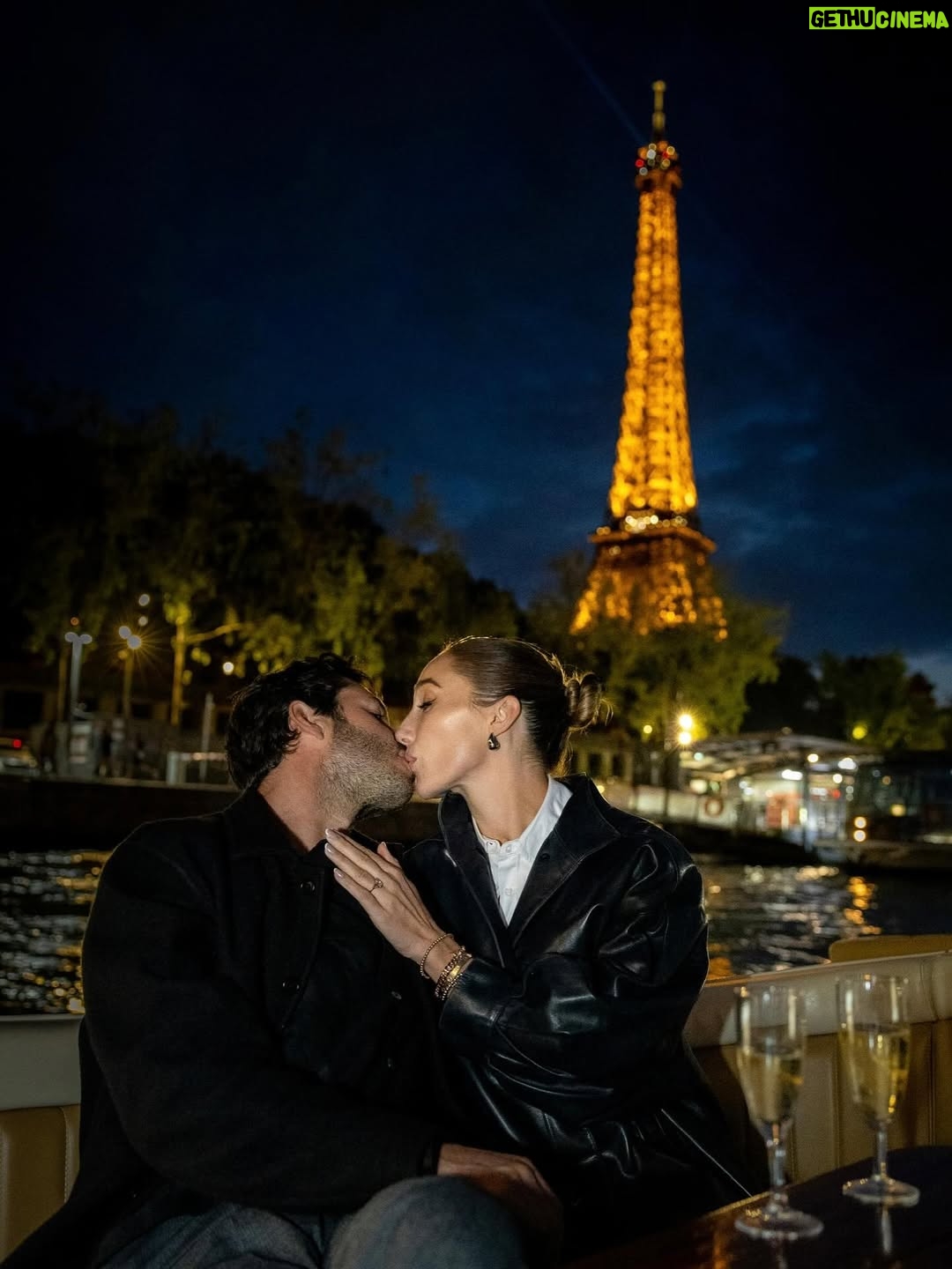 Aurora Culpo - 54.5K Likes - Said YES in the city of love!! 🇫🇷❤️💍