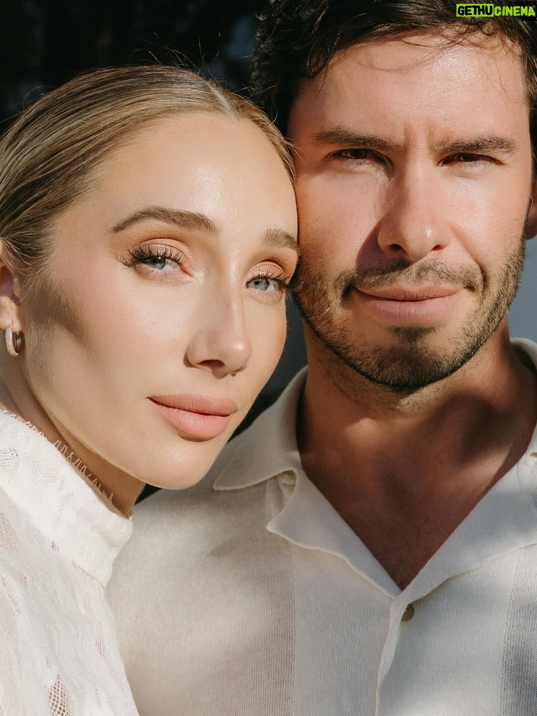 Aurora Culpo - 12K Likes - Engagement photos with my ❤️

male model/loml: @zacoutside 
📸: @efegepho 
💄: @makeupbyliz 
💇🏼‍♀️: @glamsquad