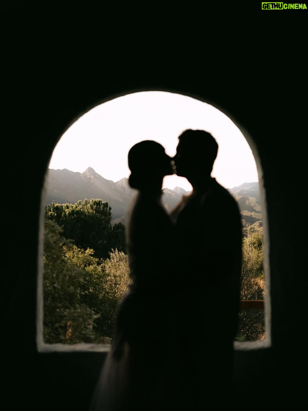 Aurora Culpo - 12K Likes - Engagement photos with my ❤️

male model/loml: @zacoutside 
📸: @efegepho 
💄: @makeupbyliz 
💇🏼‍♀️: @glamsquad