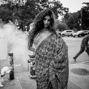 Avantika Vandanapu Instagram - Thank you @voguemagazine for covering the Diwali of my dreams in the city of dreams !! ❤️❤️ Ahh!! @chrisjallaire your words were so thoughtful 🥺
The biggest honor to feature alongside my friends as we ran across the streets of NYC in our saris :)
@patelneerja @karanbrar @manishdayal @maxwellsocial - wouldn’t have been possible to host this Diwali without your support !! Forever grateful!
Photography: @danirosecase
Makeup: @kylesheehanmakeup
Saree: @anitadongre
Jewelry: @anitadongre
Drapist: @aieslovesdetails