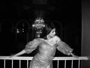 Avantika Vandanapu Instagram - First night at The Plaza
In Thierry Mugler from the early 80’s (!!)
