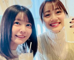 Ayana Taketatsu Instagram - 先日、ハワイに行ったメンバーたちで集まって美来ちゃんのお誕生日をお祝いしました!
現場で初めて会った時は高校生だったね☺️
2枚目は、初めて2人でランチしたときの🍴
お肉を食べた会だったので、次回はパスタを食べよう!笑
改めて美来ちゃんおめでとう🥳🎂