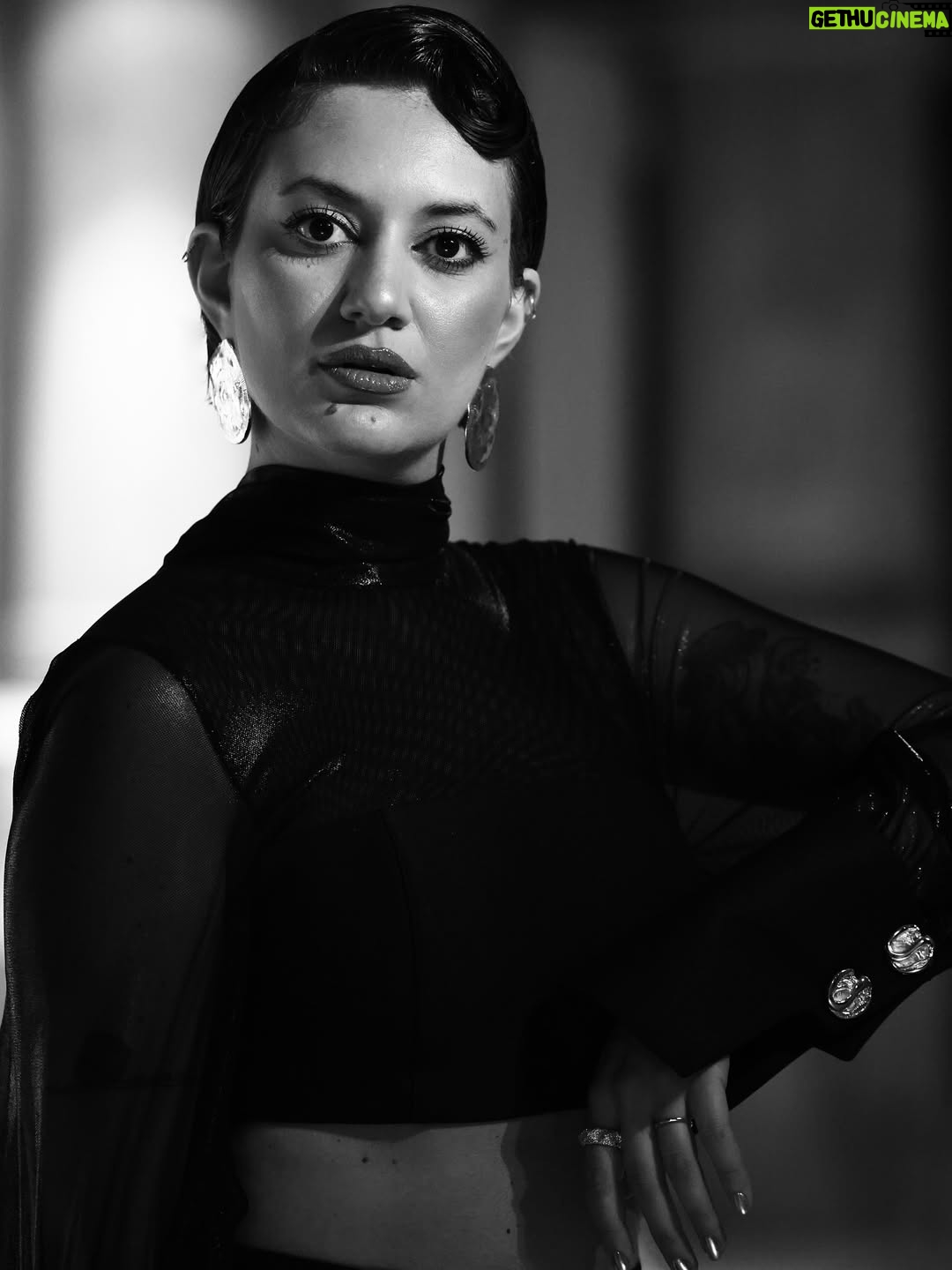 Aycan Koptur - 1.1K Likes - Yapımcılar! Bi daha💩 oynarım kilolu rollerde ☺️

Hair & Make-up: @fekubra 💄
Stylist: @yukselozgur 👗
Stylist Assistant: @mhanifkami 👠

Photographer: @peyman_fumani 📸