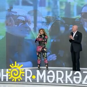 Aygün Kazımova Instagram - Bu gün Azərbaycanın Ümummilli lideri Heydər Əliyevin anım günüdür.
Ulu Öndərin əziz xatirəsini hörmət, sevgi və ehtiramla anırıq. 🙏
#HEYDƏRƏLİYEV 🇦🇿