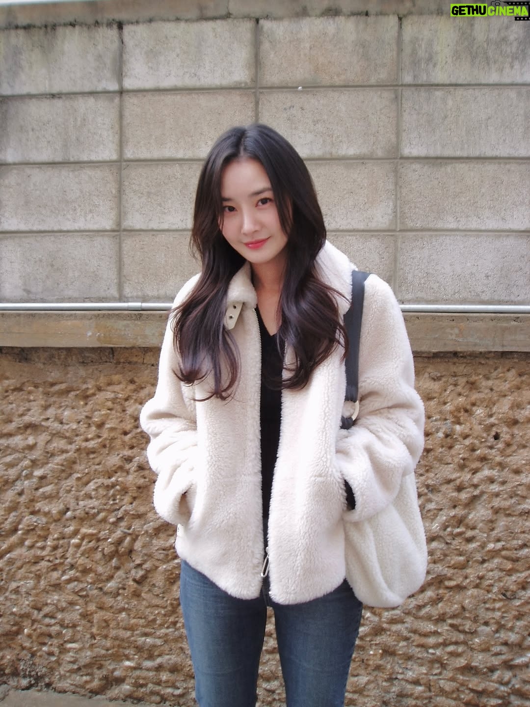 Bae Woo-hee - 4.8K Likes - 한별언니의 웃음소리가 맴도는📸🫶🏻