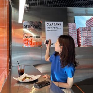 Baek Jin-hee Instagram - 💙Do you like pizza?╰(*´︶`*)╯🩵