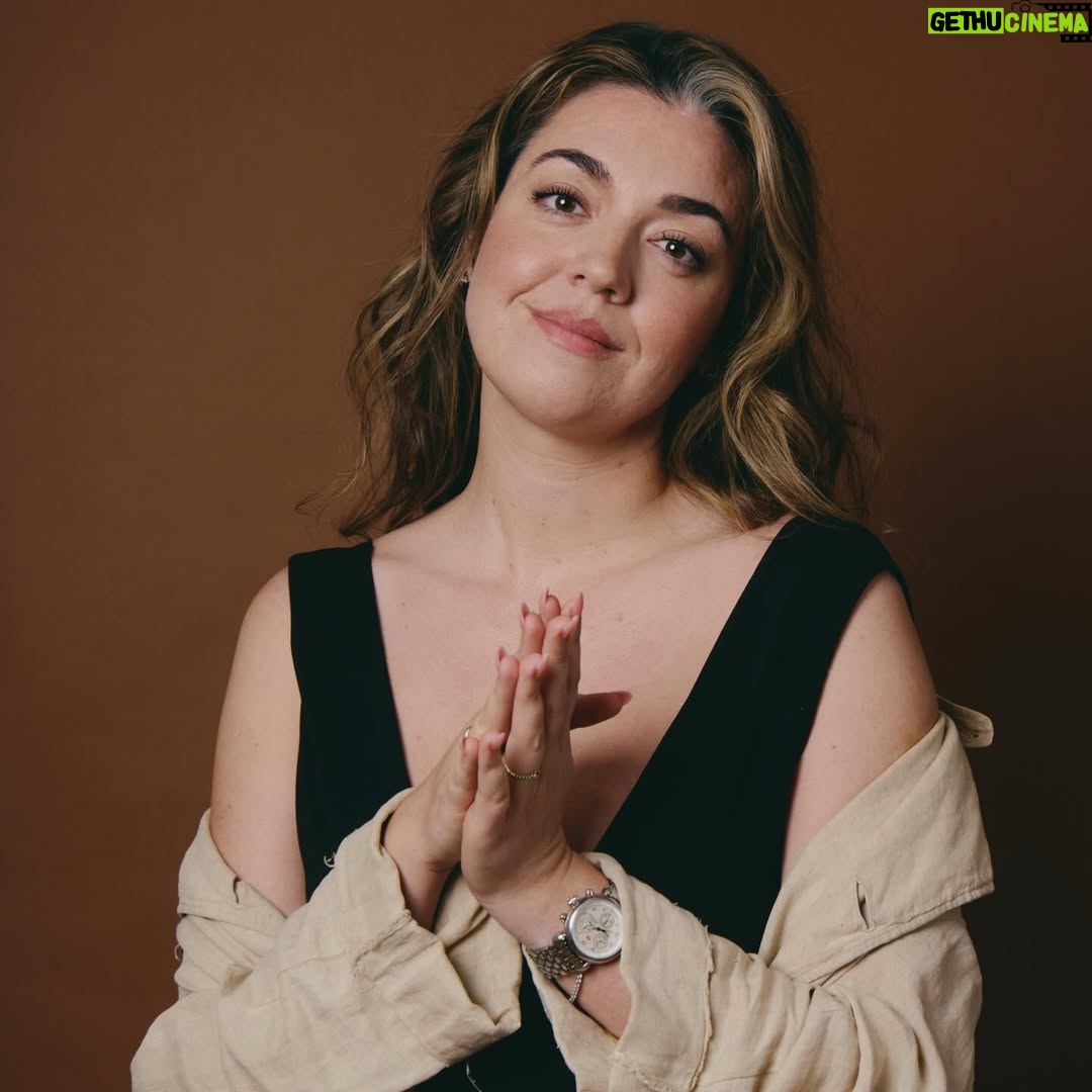 Barrett Wilbert Weed - 5.4K Likes - More freshies from @jennyandersonphoto and her superb brown drop. #hands