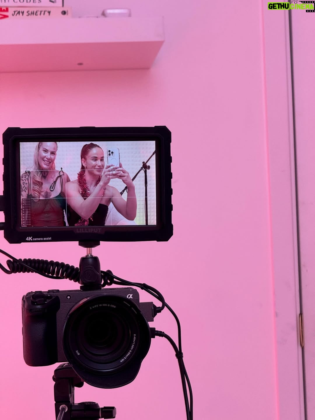Bec Rawlings - 706 Likes - LAST EPISODE FOR 2025 DONE!!! 🩷

Thank you from the bottom of our hearts for your support in our pursuit this year with this pod. We hope you guys love it just as much as we do and we cannot wait for a big 2026, for all of us!!! 

😌