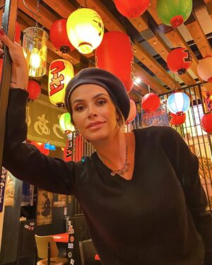 Begüm Birgören Instagram - Red lights, lucky cats, and a taste of Japan . 🇯🇵🍜