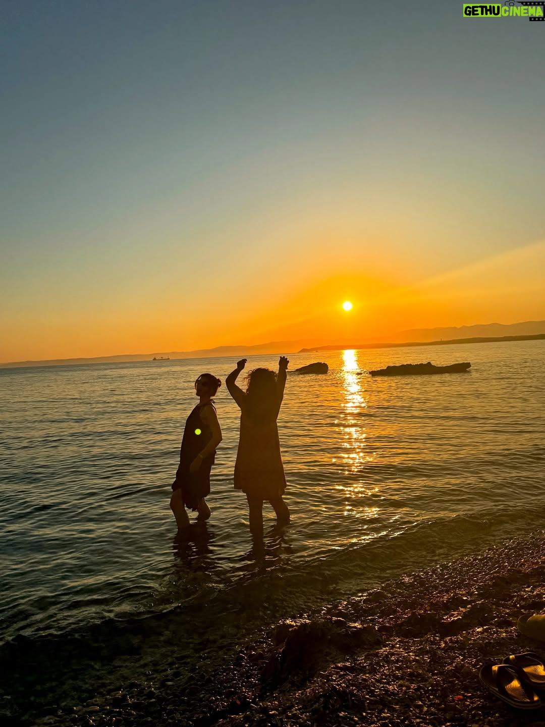 Begüm Çağla Taşkın - 52.1K Likes - At least ‘til 64🌺🤍🍀🍾🥂☀️
#friendsforlife