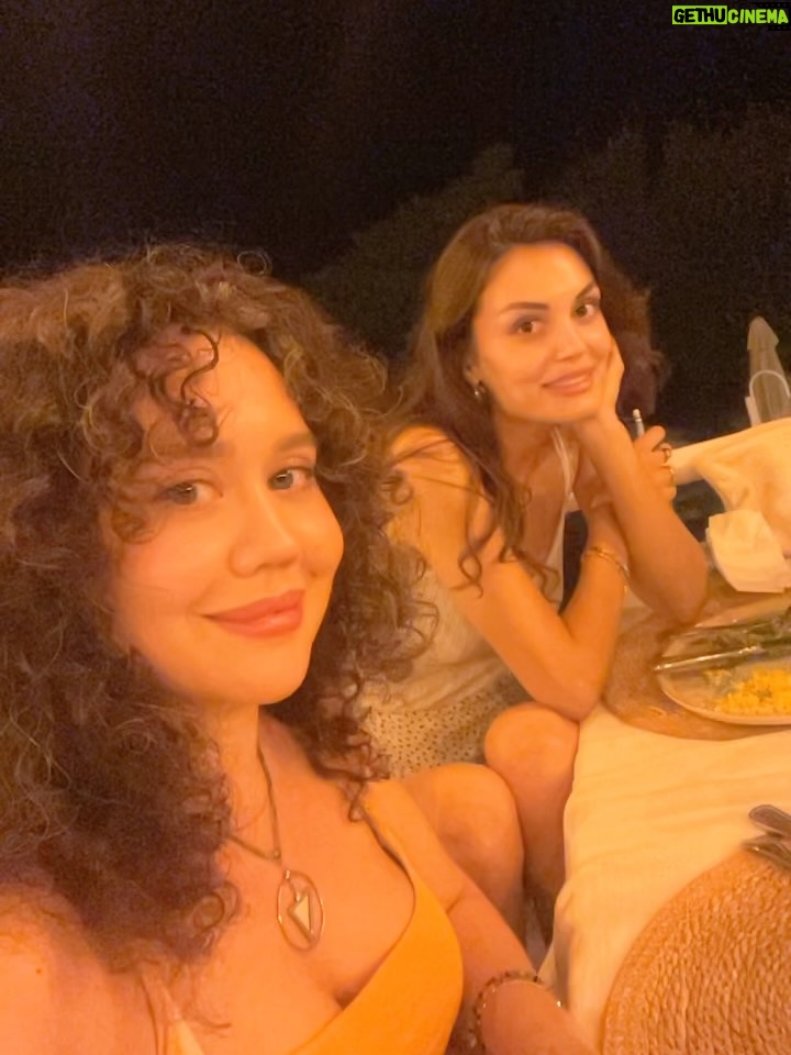 Begüm Çağla Taşkın - 52.1K Likes - At least ‘til 64🌺🤍🍀🍾🥂☀️
#friendsforlife