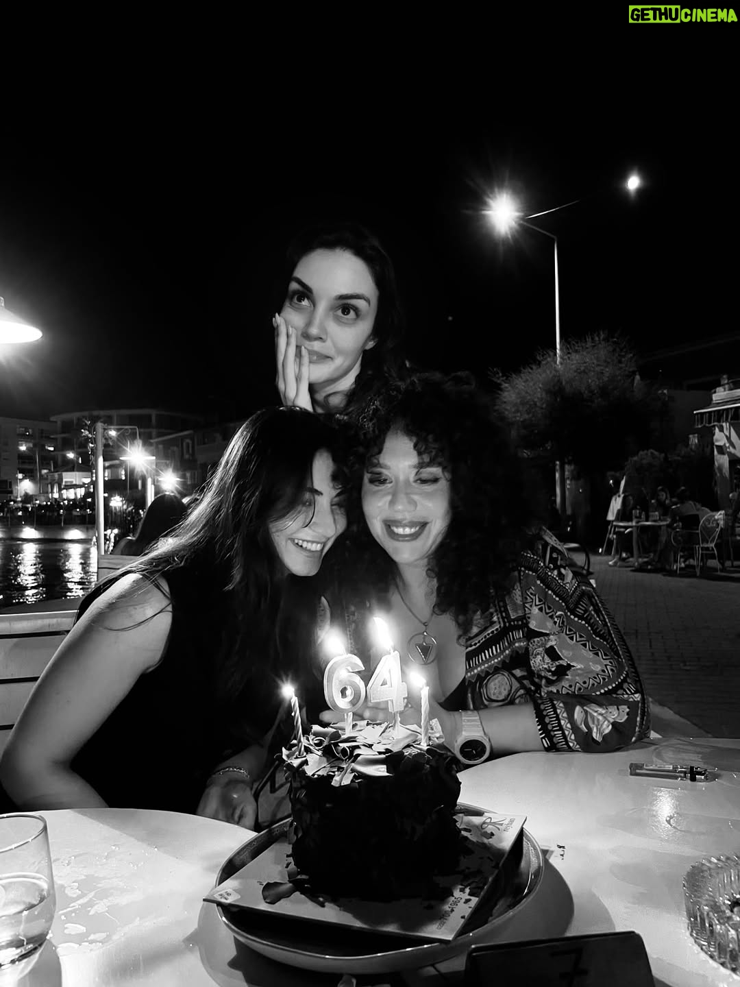 Begüm Çağla Taşkın - 52.1K Likes - At least ‘til 64🌺🤍🍀🍾🥂☀️
#friendsforlife