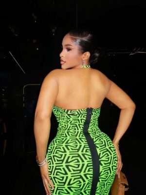 Benedicta Gafah Instagram - Every shade of calm looks good on me 💚🖤.
.
.