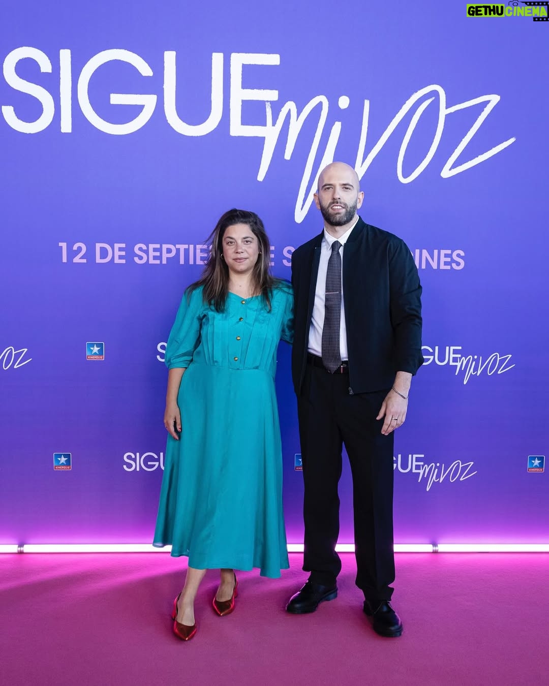 Berta Castañé - 25.9K Likes - #SIGUEMIVOZ ya está en cines 💜✨
El preestreno fue pura emoción y gratitud. Gracias de corazón por hacerlo tan especial.
Ahora es vuestra: disfrutadla, sentidla y compartid este viaje con todos.
GRACIAS VIDA X ESTE REGALO💜

• • •

Styled by @egismael 🤍
Dress y top @alineo_studio
Jumpsuit @sauvagemamma
Showrooms @aflamegroup / @lecua_press 

MUAH @mr.davidlopez 🌟