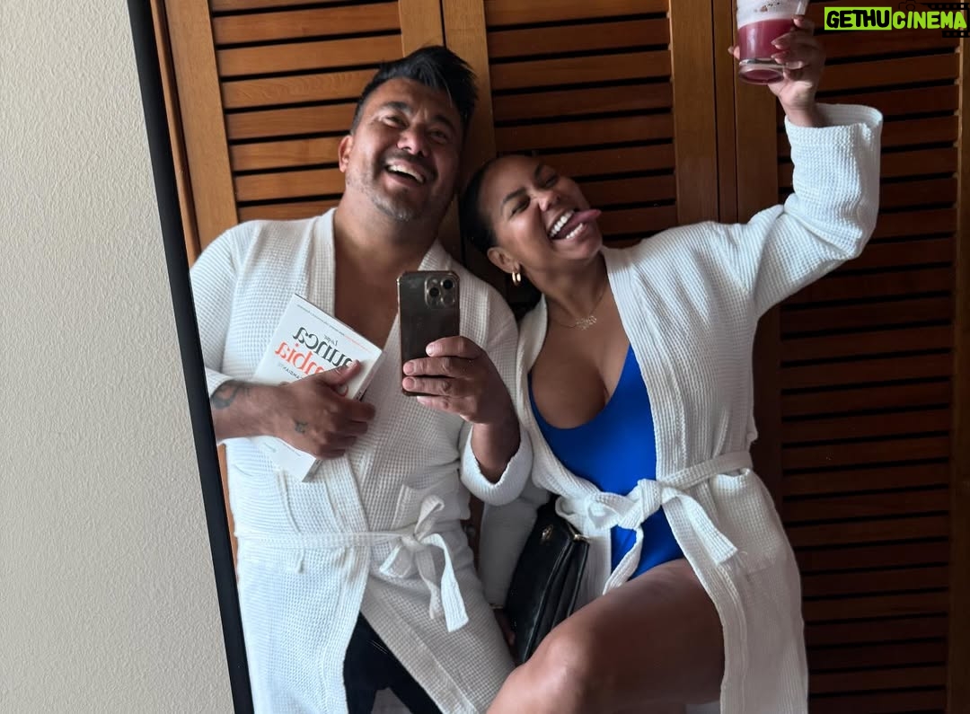 Betsy Camino - 2.9K Likes - Un año juntos amor 🥰 te amo ❤️ @betsycamino
