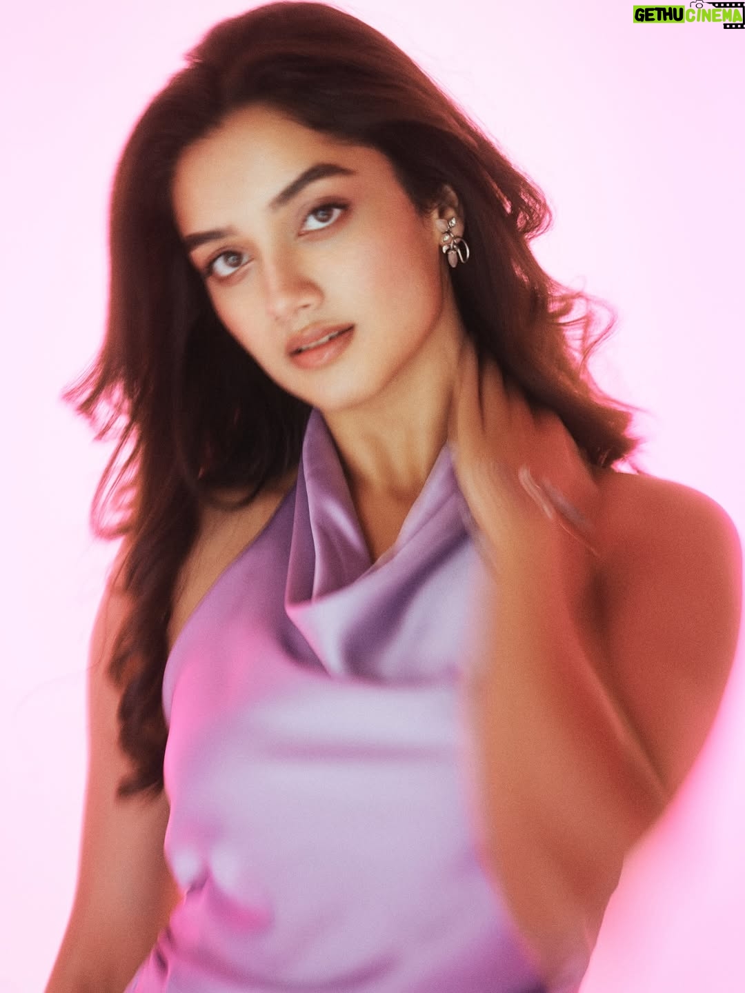 Bhagyashri Borse - 258.7K Likes - Stardust in her eyes 💜